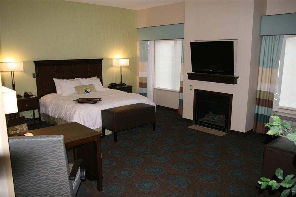 Hampton Inn & Suites Suisun City Waterfront Номер фото